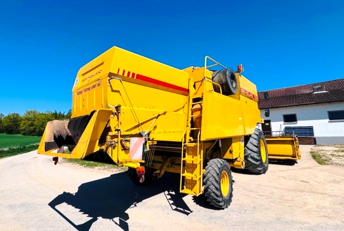 Mähdrescher TX 32