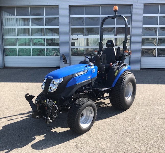 Kompakttraktor  -  Solis  -  HST 26