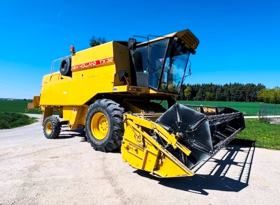 Mähdrescher TX 32